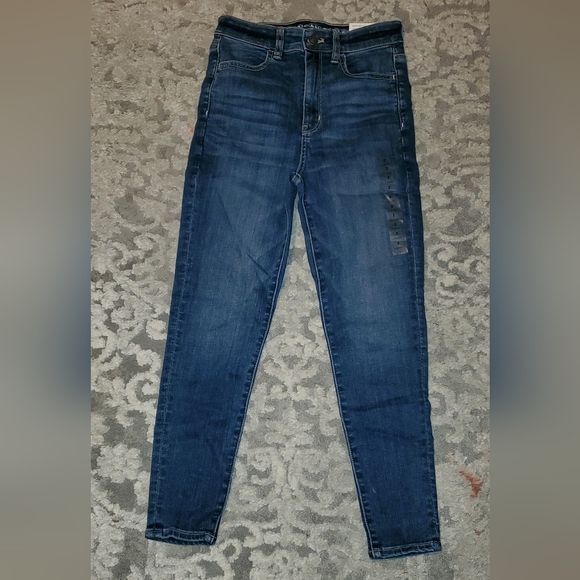 American Eagle Outfitters Denim - *NEW WITH TAGS* American Eagle Highest Rise Jegging - Size 2 XS